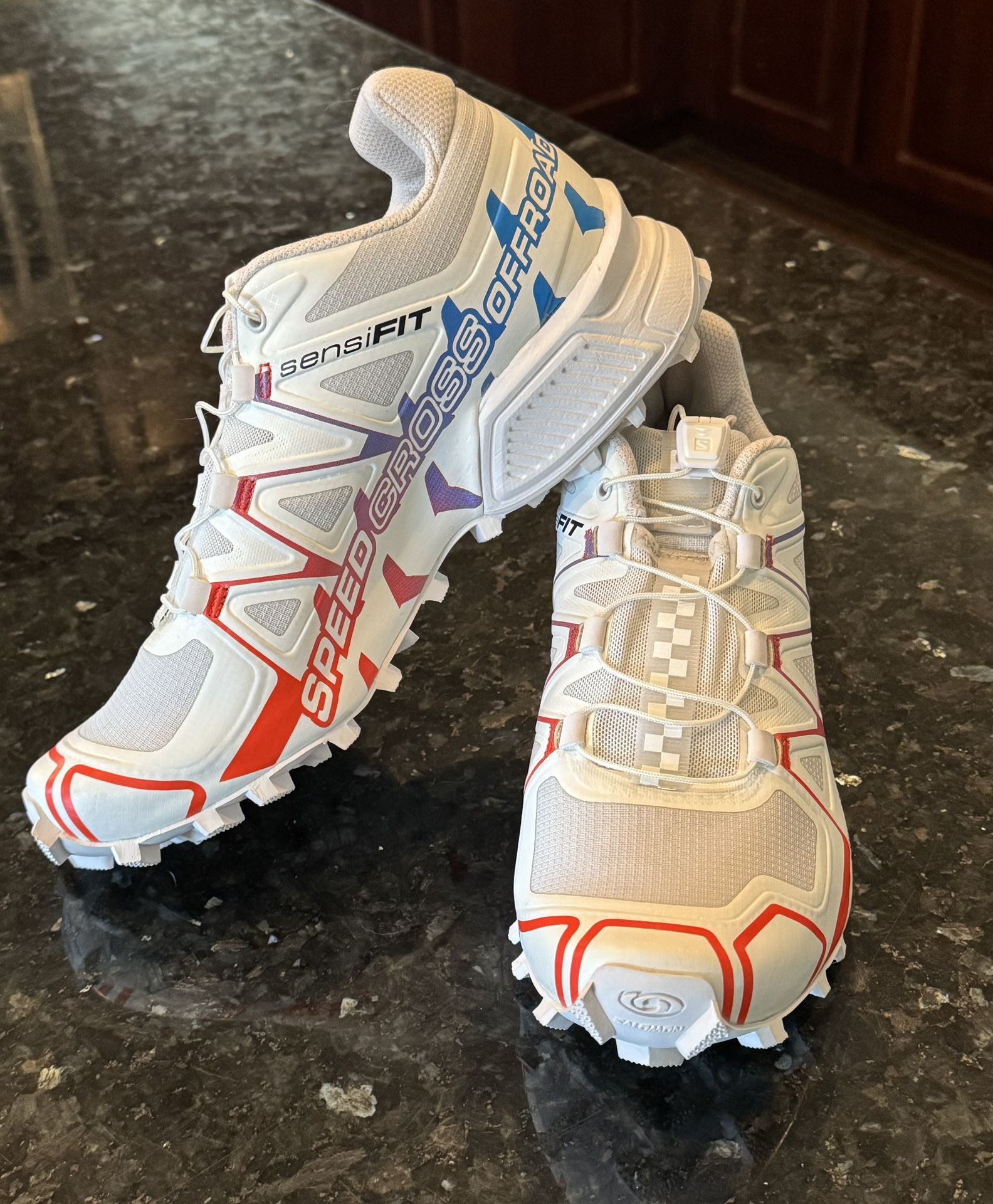 Salomon Woman’s Shoes