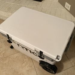 Rtic Cooler / Ice Chest 52qt