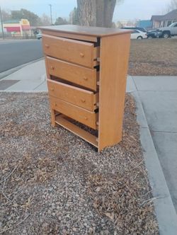 Free Dresser