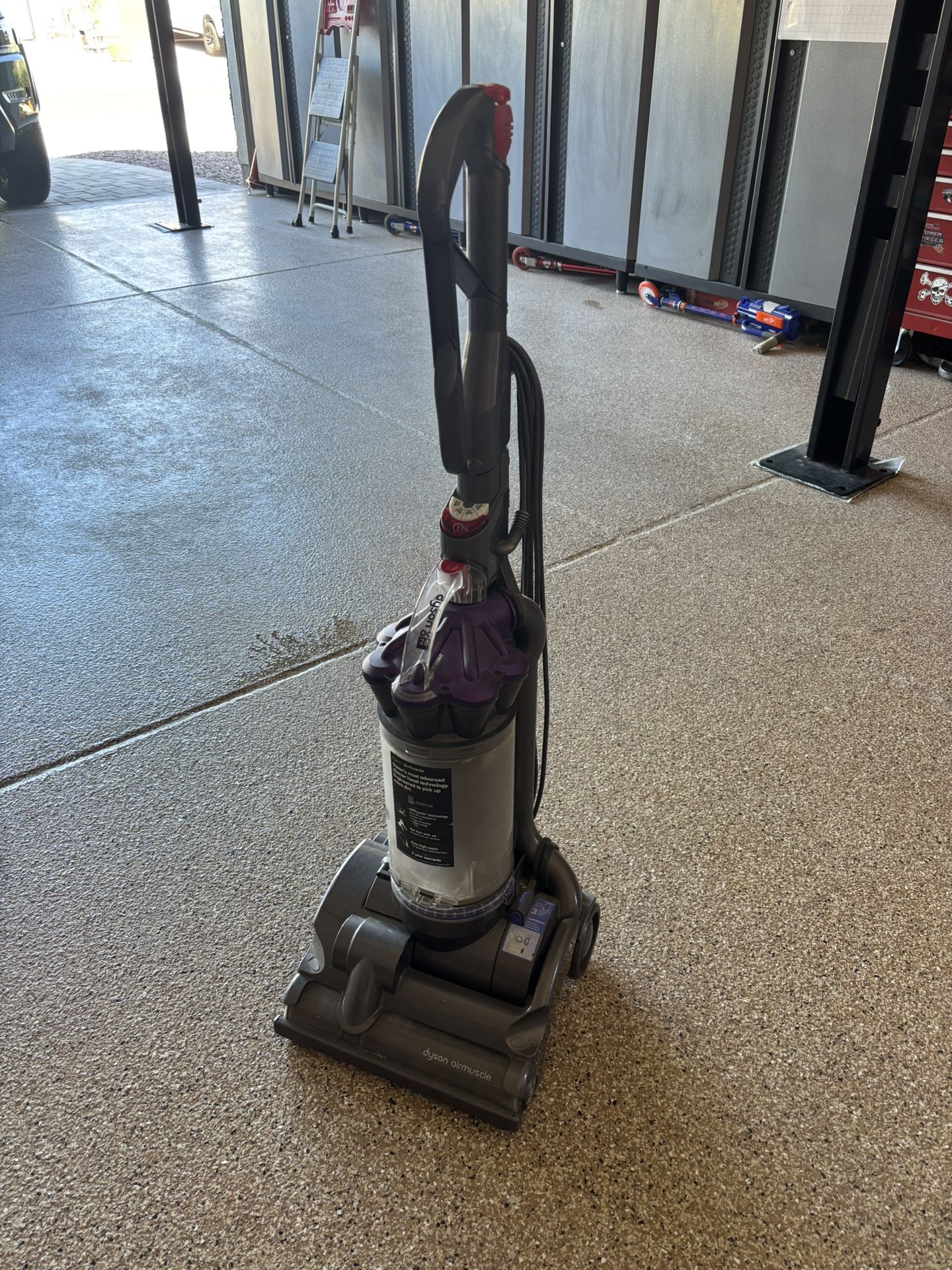Dyson DC28 Animal Vacuum