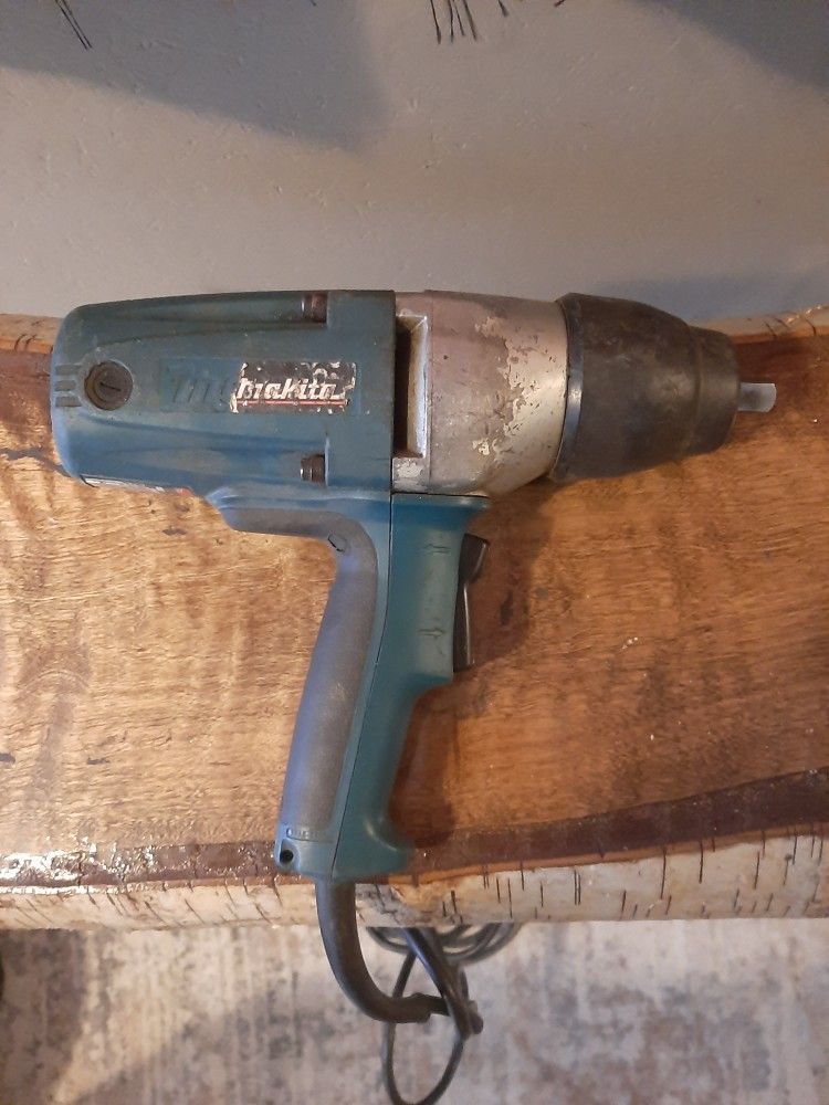 Makita 1/2 Drive Corded Impact