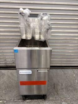 35/40 LB Gas Deep Fryer Frymaster ESG35T On Wheels NEW Twin Baskets #4476
