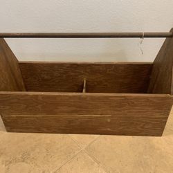 ANTIQUE SOLID WOOD TOOLBOX 