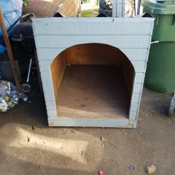 Free Dog House 