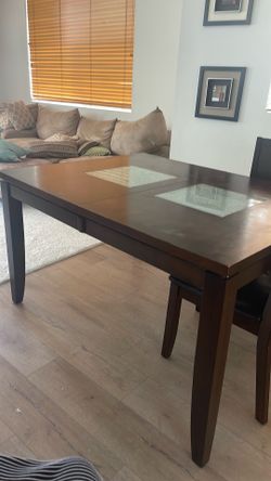 Dining table- extendable