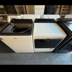 Whirlpool Washer And Dryer Set “27 ( Lavadora Y Secadora )