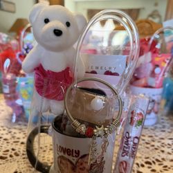 VALENTINES GIFT BAGS