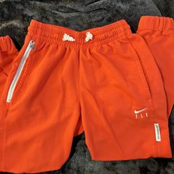 New XS Womens Nike Sweats Joggers