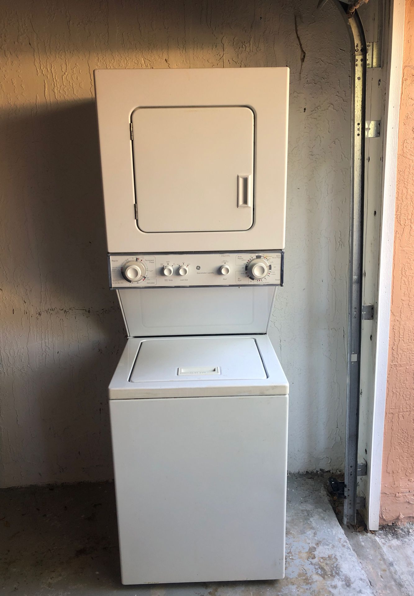 One piece washer and dryer combo