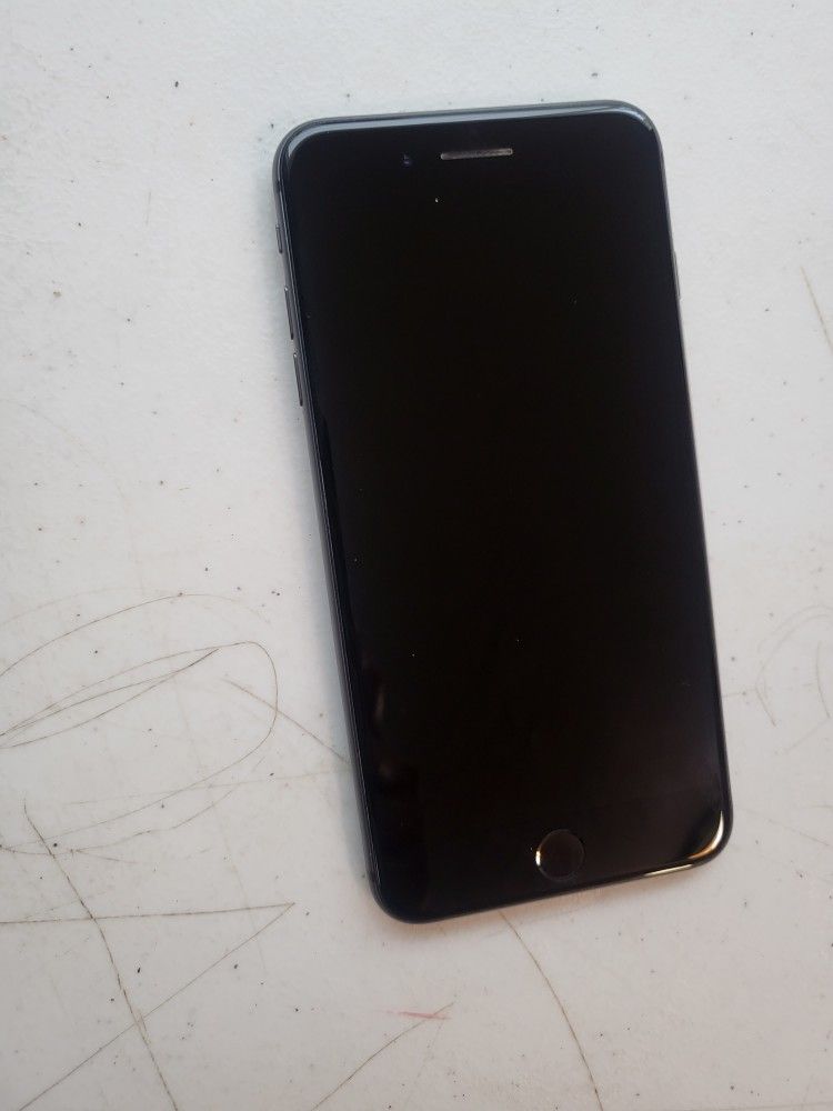 Apple iPhone 8 plus 64 GB T-MOBILE BY METRO PC. COLOR BLACK. WORK VERY WELL.PERFECT CONDITION.