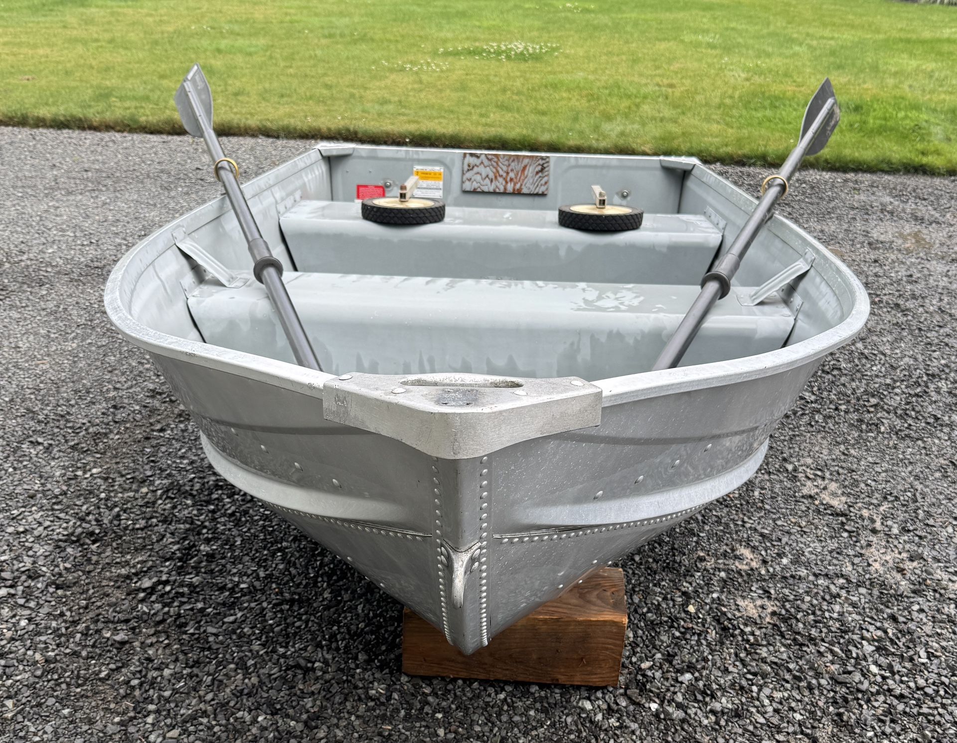 10 foot aluminum boat