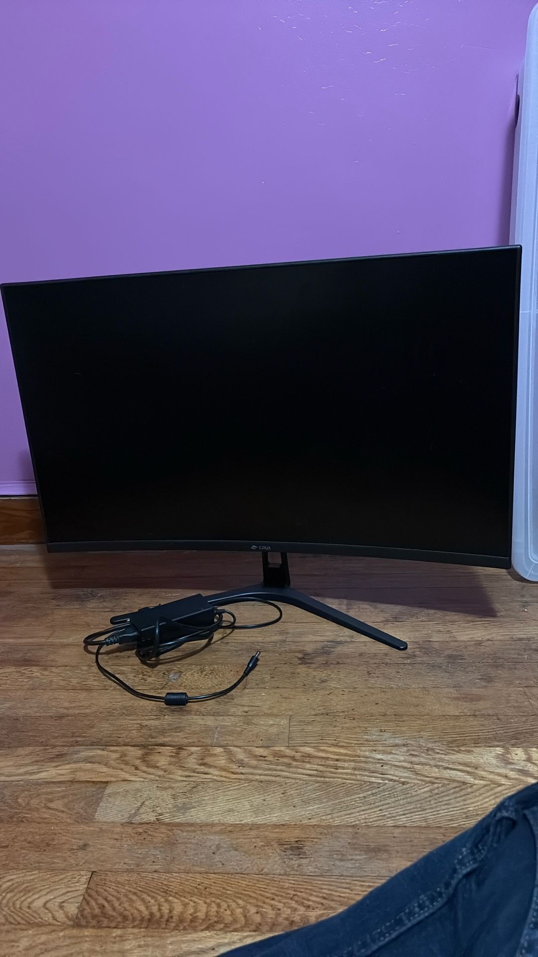 Curved Monitor