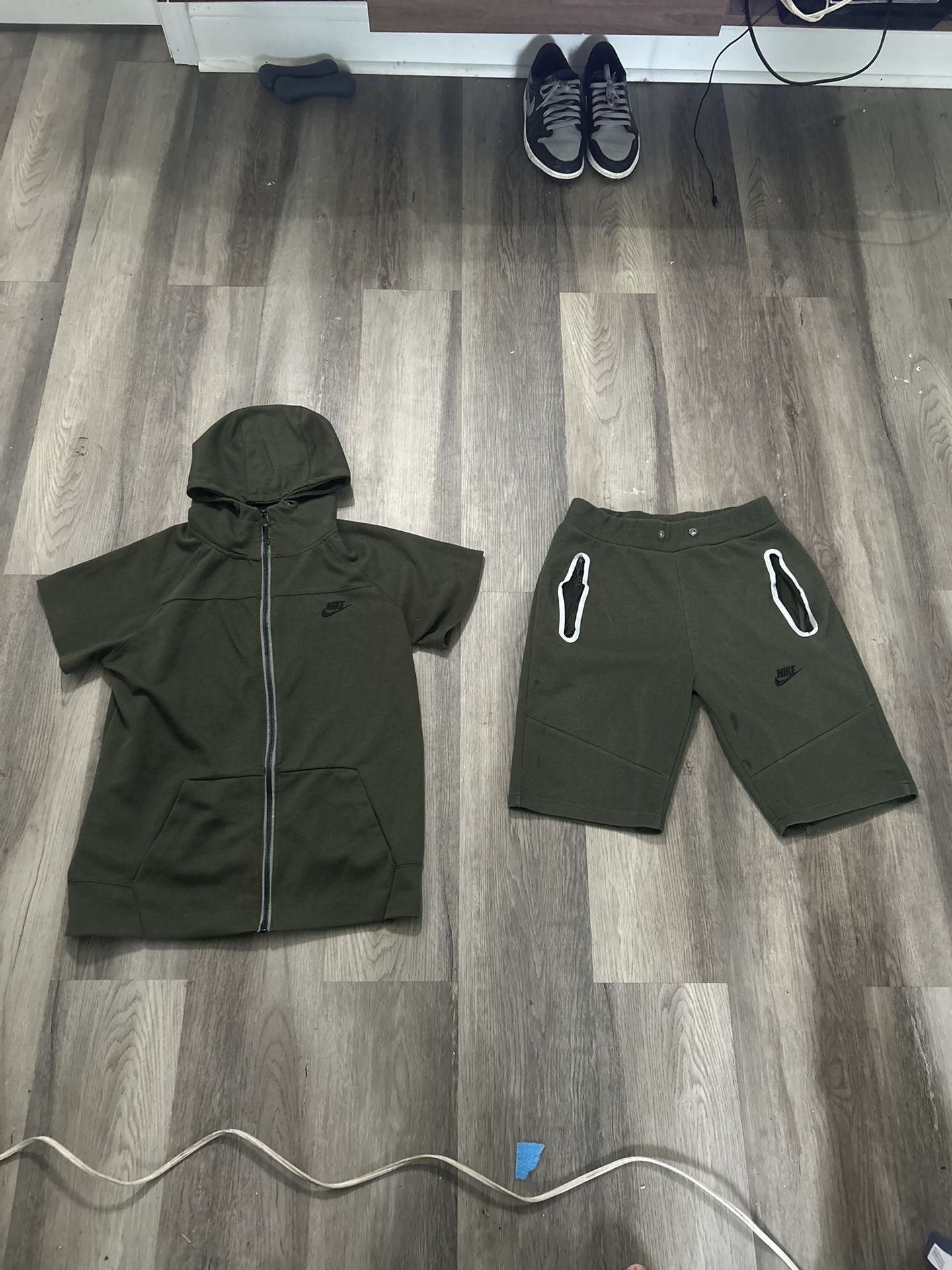 Full Green Nike Tech Fleece Short Set Men
