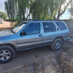 2001 Nissan Pathfinder
