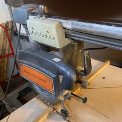 Radial arm Saw