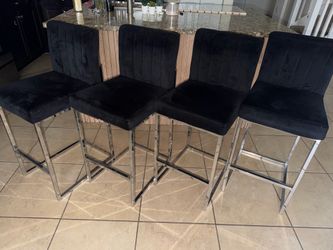 4 Black Bar stool with chrome