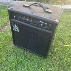 Ampeg Bass Amp