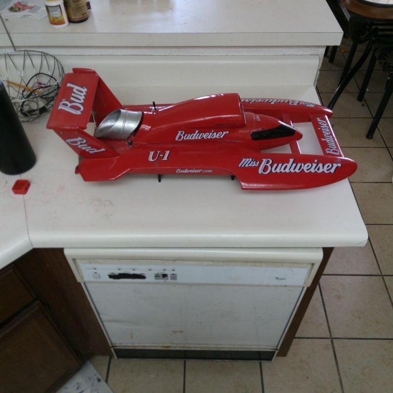 Proboat top miss budweiser