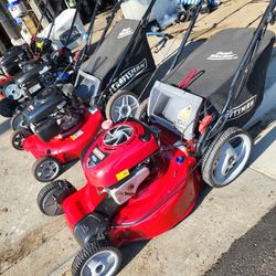 LAWN MOWER CRAFTSMAN WITH  YR GARANTY 