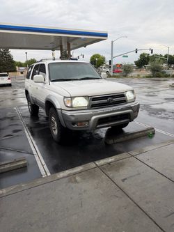 1999 Toyota 4Runner limited 2WD