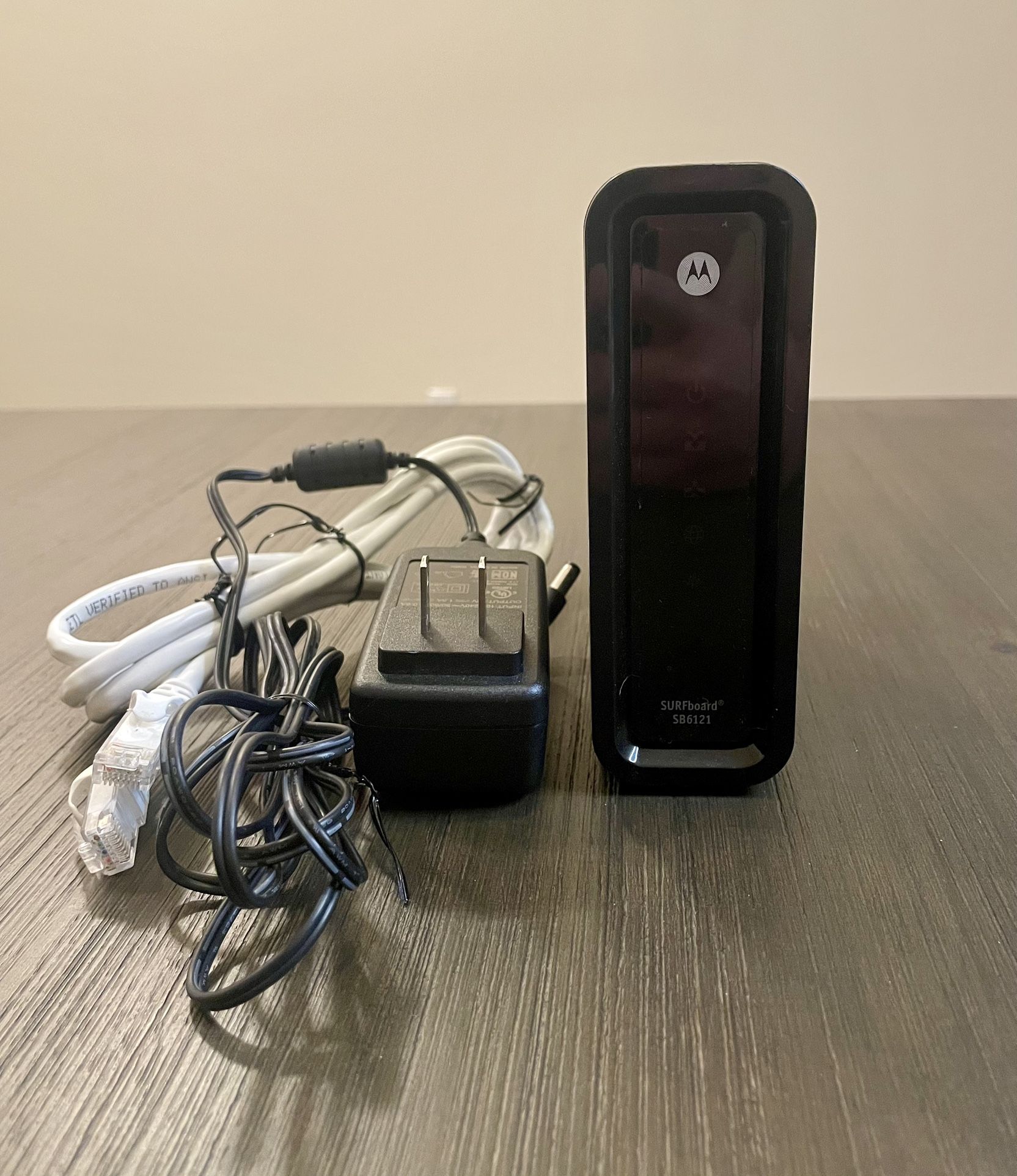 Arris SURFboard Cable Modem Model SB6121 DOCSIS 3.0 Xfinity and Cox Ready Used Tested