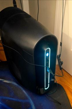 Alienware Aurora R11 Gaming PC - RTX 3080, i7 , 32GB RAM, 1TB SSD + 2TB HDD