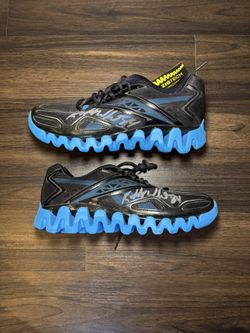 Atlanta Falcons Roddy White #84 - Reebok Promo Zig Zag Autograph Shoe