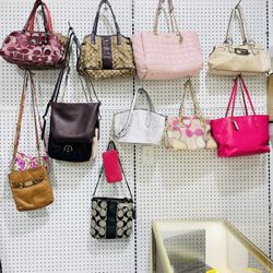 Designer Handbags 👜 😍 @ CC Coins In Wyandotte 