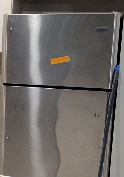 Frigidaire Fridge