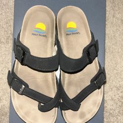 Women’s Sandals 