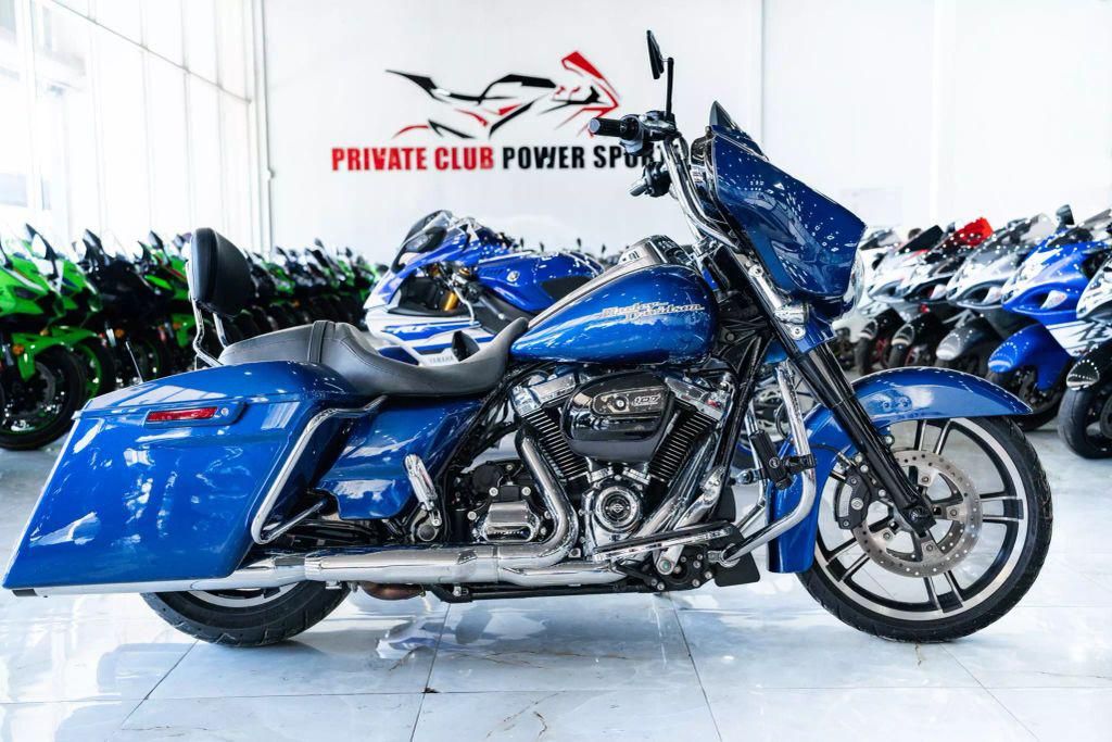 2017 Harley-Davidson Flhxs Street Glide Special