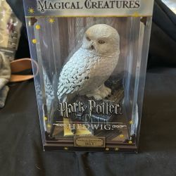 Harry Potter Hedwig Figurine