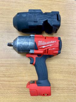 Milwaukee M18 FUEL 1/2” Impact Wrench 2767-20 + Protective Boot (Tool Only)
