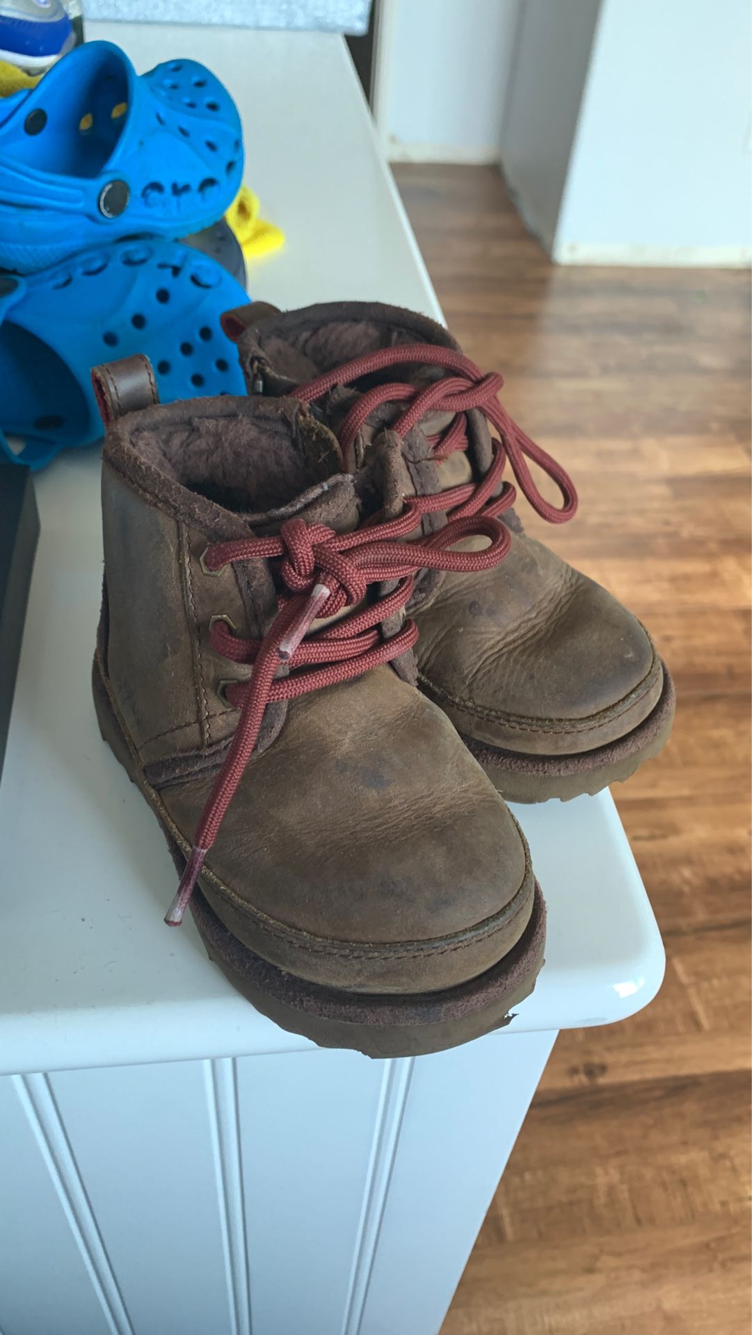 Toddler Ugg boots size 7