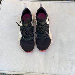 Jordan basketball shoes size 4 1/2 US