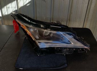 2016 2017 2018 2019 LEXUS RX RIGHT SIDE HEADLIGHT OEM USED