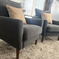 Accent chairs 