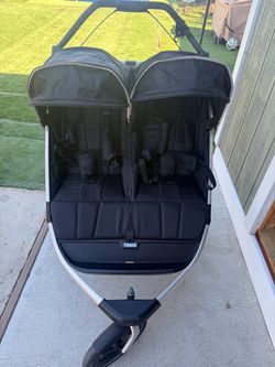 THULE DOUBLE STROLLER