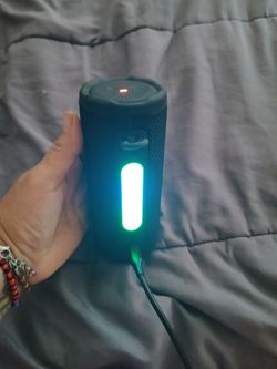 JBL Grip Bluetooth  Speaker