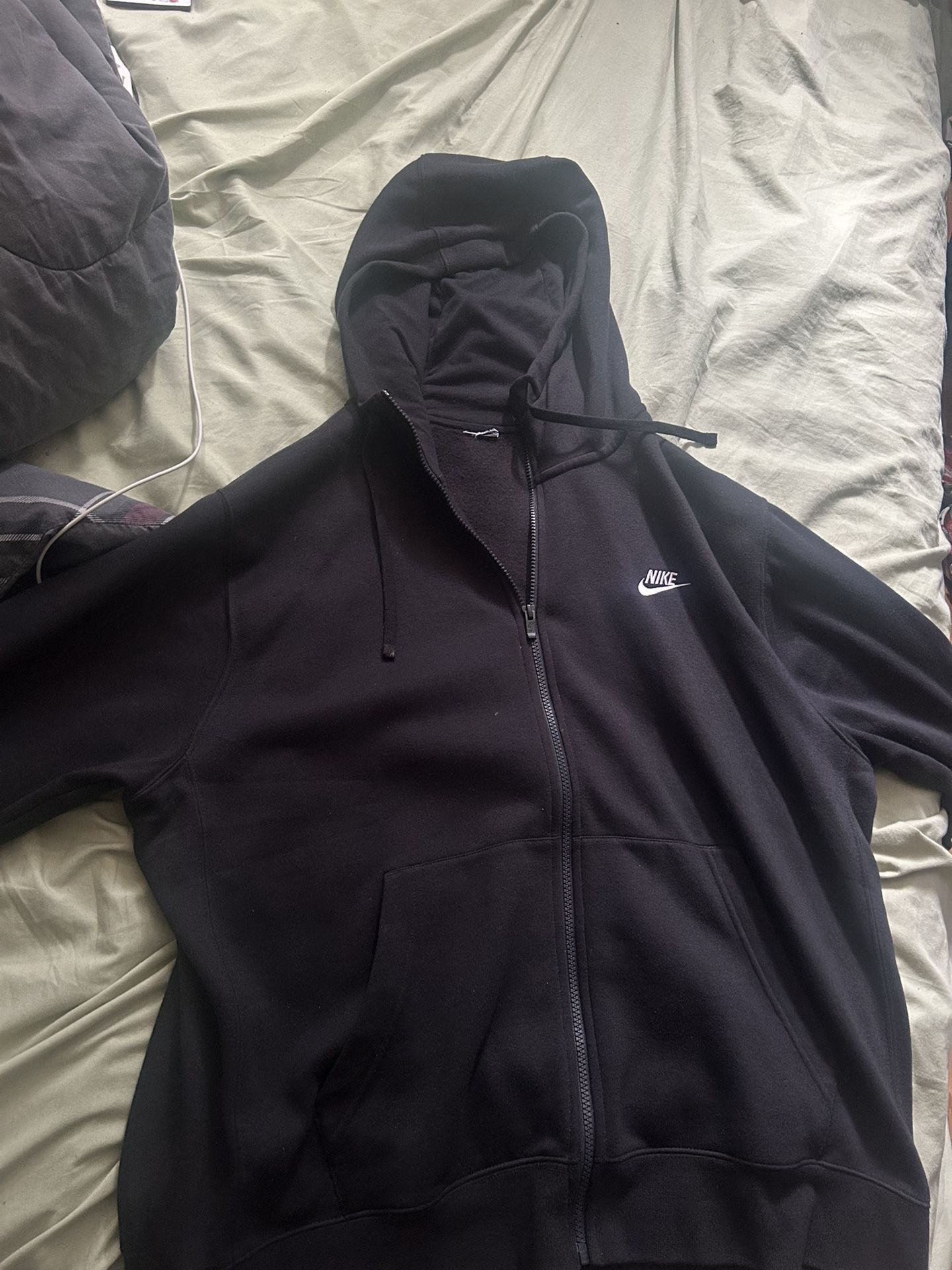 Nike zipup black