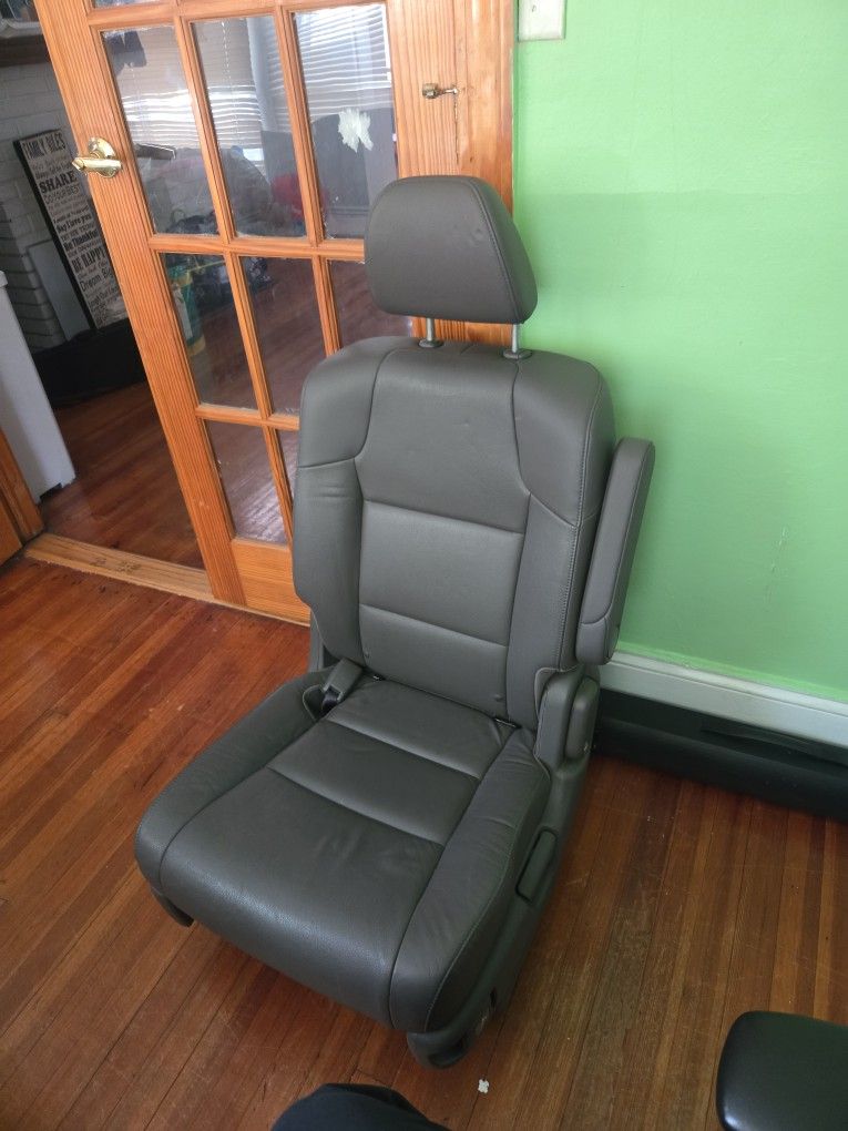 Asiento Honda Oddysey 2016 Touring Leather