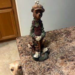 Neat Figurine  (free)