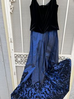 Formal Evening Elegant Gown