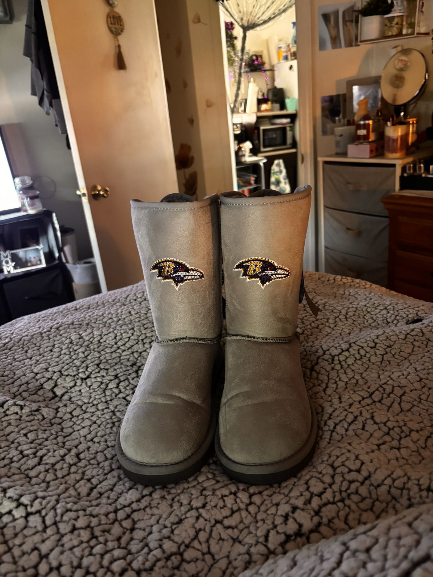 Ravens boots off the ravens website
