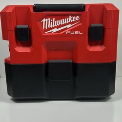 Milwaukee M12 Vacuum