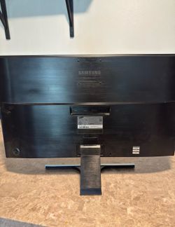 Samsung 28” 4K UHD Monitor — $100