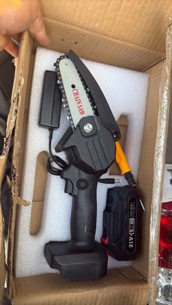 Mini Cordless Chainsaw 21V with Battery and Charger