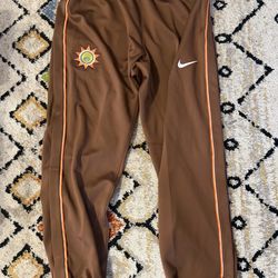 Brand new with Tags Men’s Nike San Antonio Spurs Official City Edition Showtime Tear Away Pants Size large