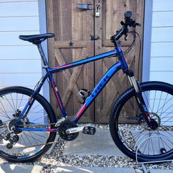 Trek 3700 Mountain Bike