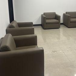 Set of 4 Modern Leather Lounge Chairs – Taupe / Brown